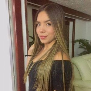 Meet your Posher, Daniela